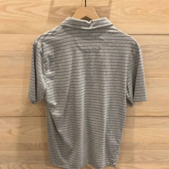 Johnnie O Men’s Polo Shirt Size M - Picture 2 of 2